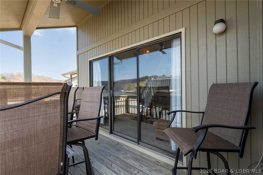 Fully updated, turn-key condo with incredible views and a large - photo 27