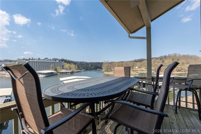 Fully updated, turn-key condo with incredible views and a large - photo 28