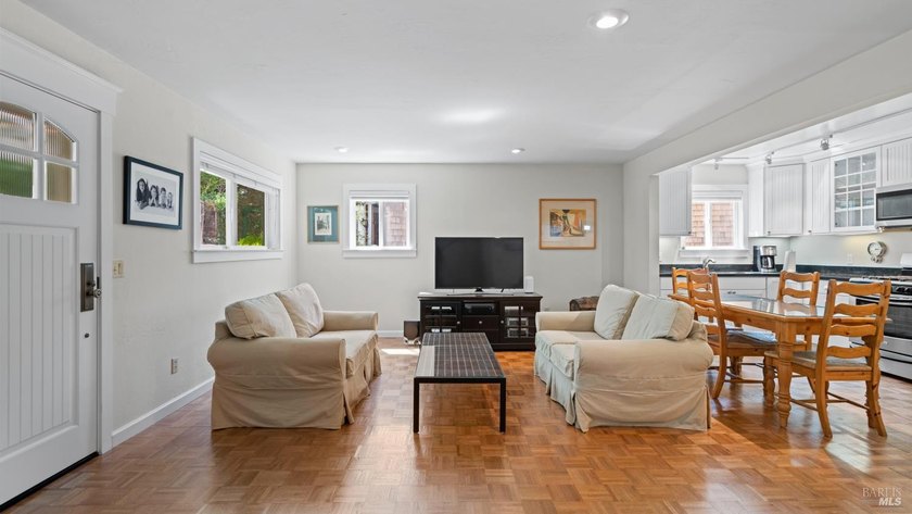 Located in the heart of downtown San Rafael, 27 Latham Street - photo 29