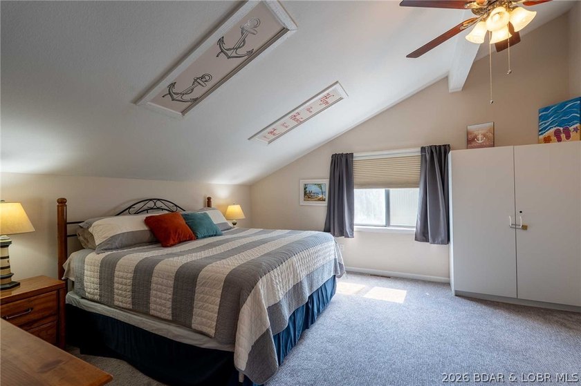 Fully updated, turn-key condo with incredible views and a large - photo 33