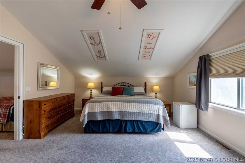 Fully updated, turn-key condo with incredible views and a large - photo 34