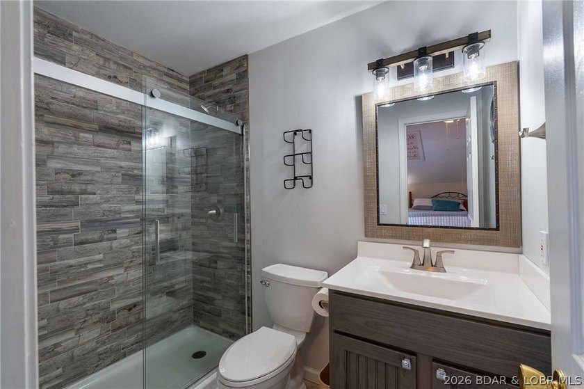 Fully updated, turn-key condo with incredible views and a large - photo 37