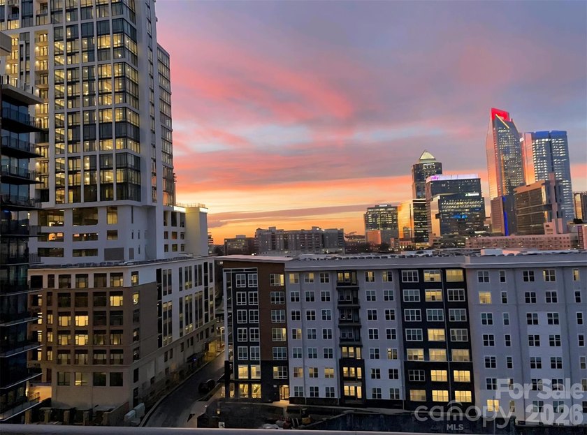 Walking distance to uptown from this Royal Court 10th floor unit - photo 3