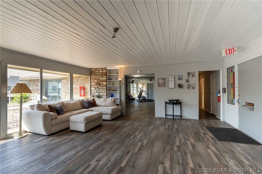 Fully updated, turn-key condo with incredible views and a large - photo 45