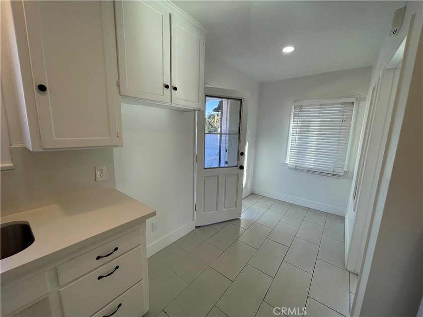 Price Reduced! All Offers Welcome --- Welcome to 2221 Granada - photo 8