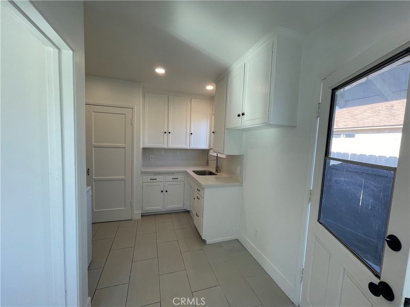 Price Reduced! All Offers Welcome --- Welcome to 2221 Granada - photo 10