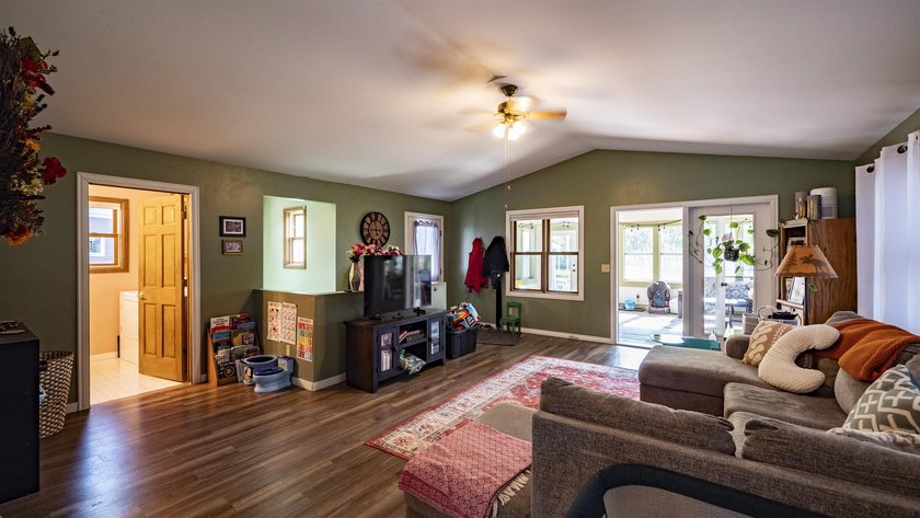 Come view this move-in ready 2-bed, 1.5-bath ranch with spacious - photo 17
