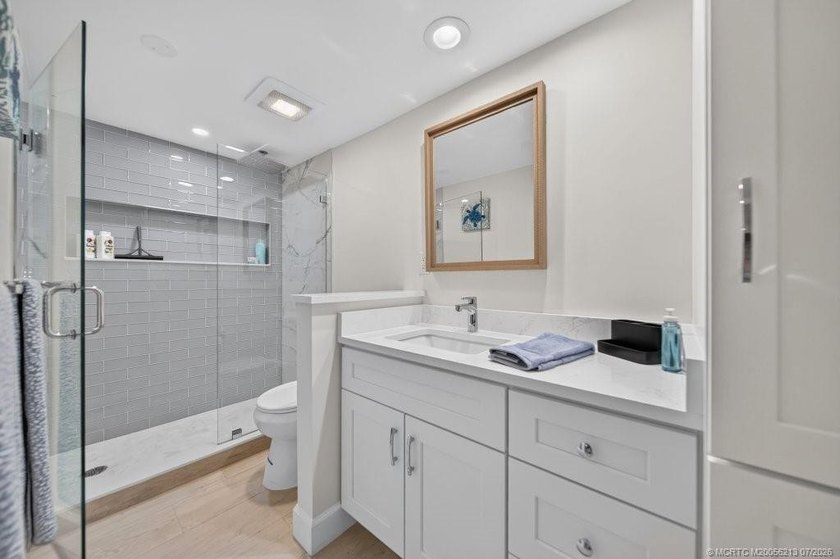 Welcome to your dream waterfront retreat! This beautifully - photo 21