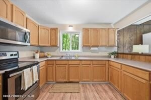 Beautifully maintained, thoughtfully updated, and truly move-in - photo 8
