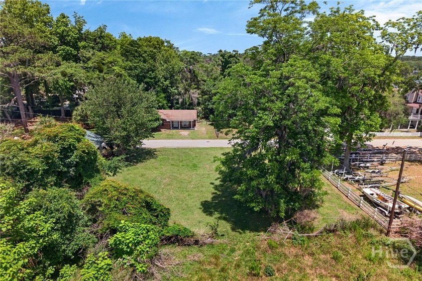 Discover an exceptional opportunity to create your dream home - photo 13