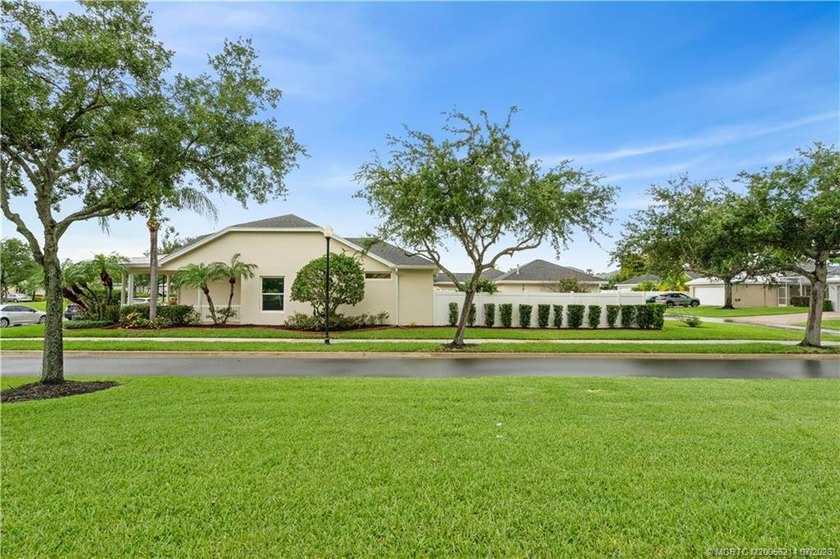 Perfectly positioned on a fenced corner lot in desirable Bedford - photo 34
