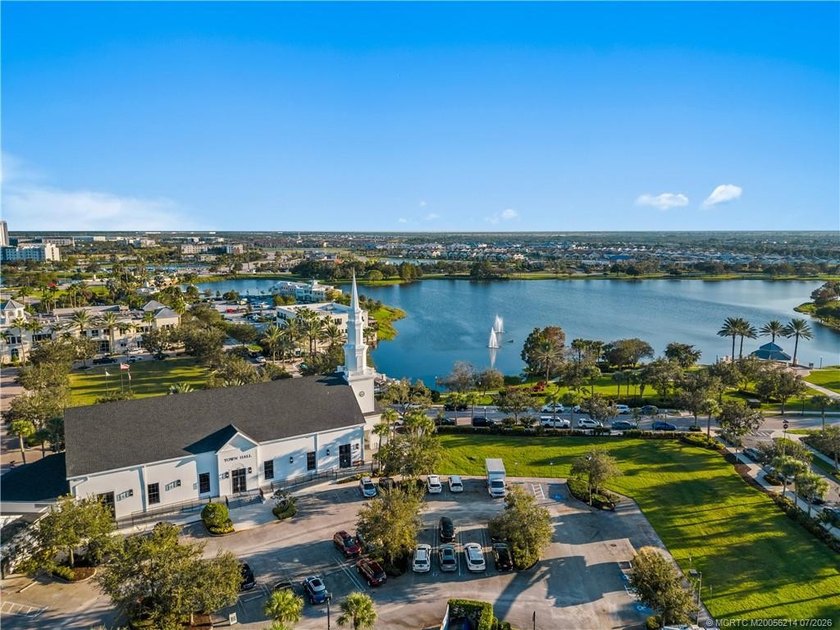 Perfectly positioned on a fenced corner lot in desirable Bedford - photo 42