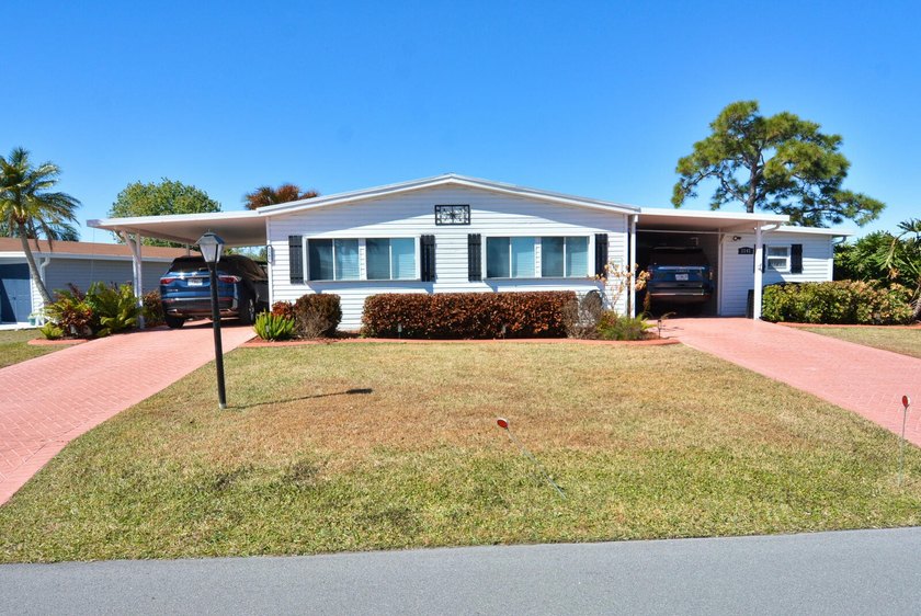 LAND OWNED! Spectacular 3-bedroom, 2-bath home with sweeping - photo 2