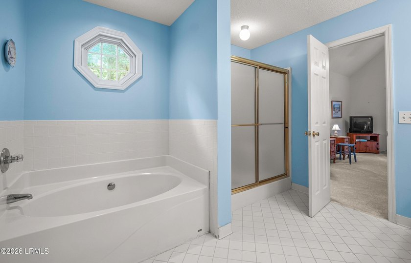 85 Walling Grove Drive, is a beautifully maintained 3-bed - photo 13
