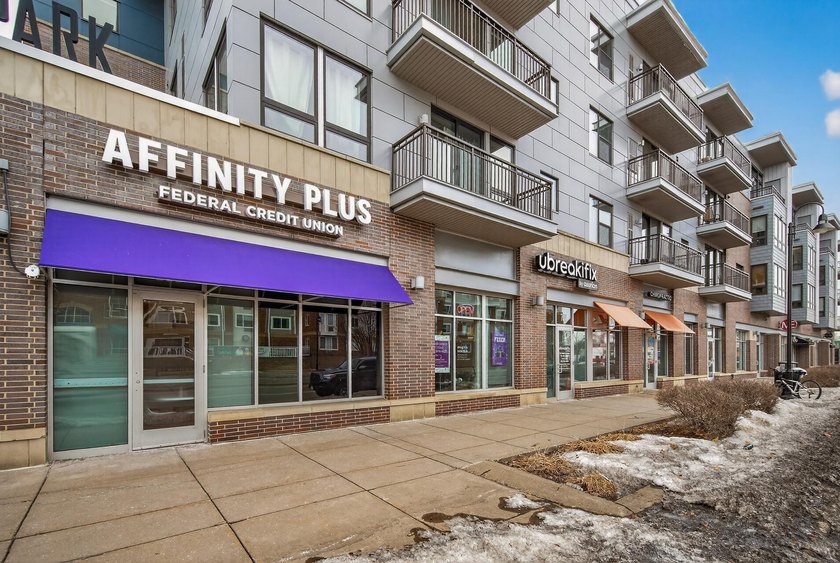 This is the one you've been waiting for! This rare corner unit - photo 24