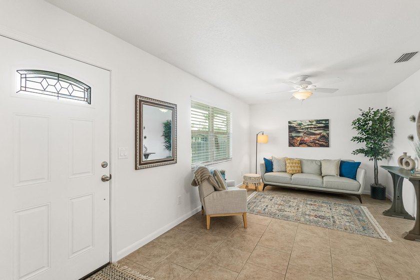Enjoy easy beachside living in this well-maintained 2-bedroom, 1 - photo 4