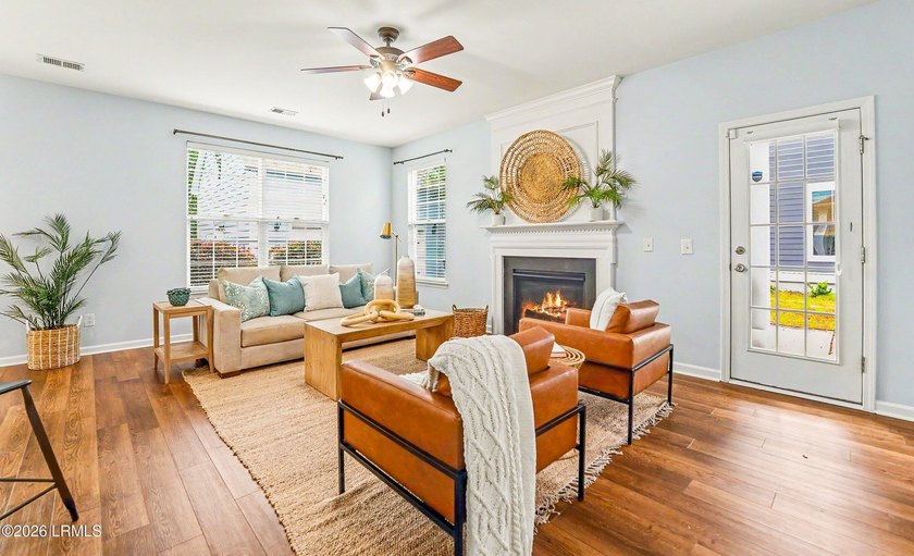 Welcome to this inviting 3-bedroom, 2.5-bath home nestled in the - photo 14