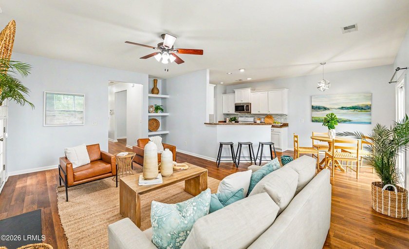 Welcome to this inviting 3-bedroom, 2.5-bath home nestled in the - photo 16