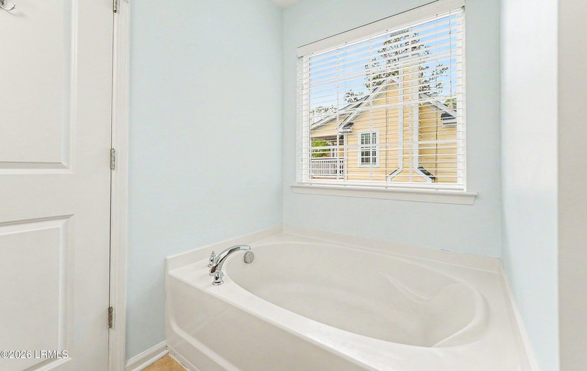 Welcome to this inviting 3-bedroom, 2.5-bath home nestled in the - photo 35