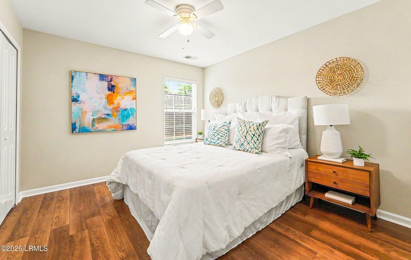 Welcome to this inviting 3-bedroom, 2.5-bath home nestled in the - photo 36