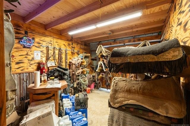 Mud Creek Ranch | 35+/- Acre Working Horse &amp; Cattle Ranch | - photo 36