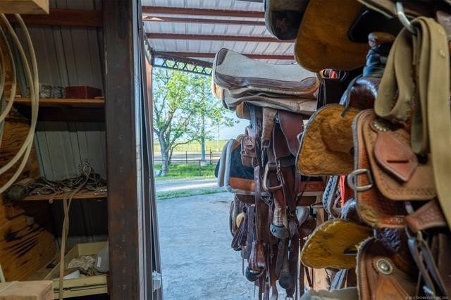 Mud Creek Ranch | 35+/- Acre Working Horse &amp; Cattle Ranch | - photo 37
