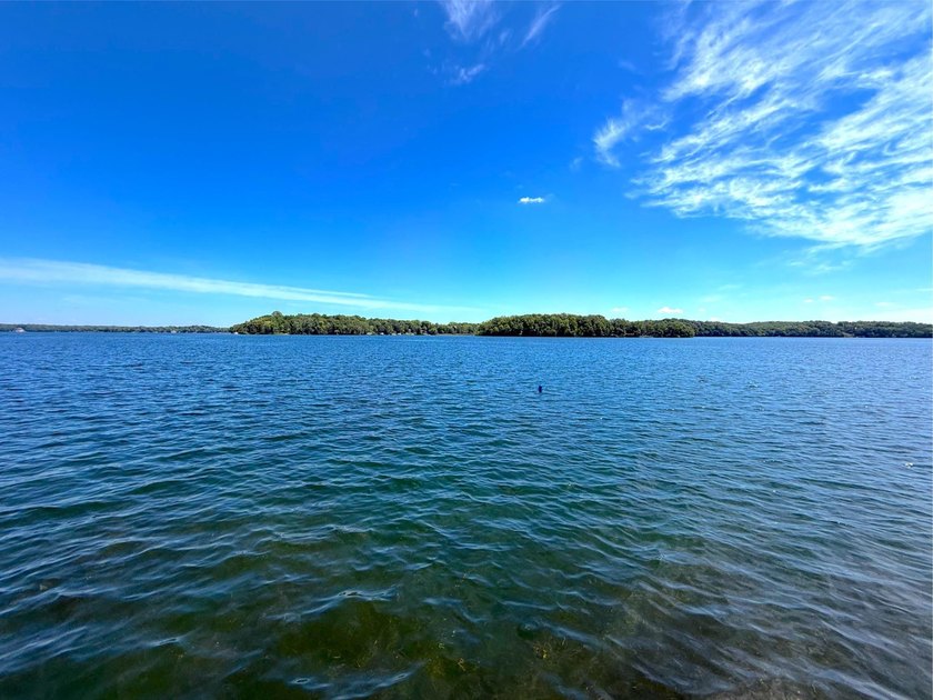Enjoy lakeside living on the beautiful shores of Lake Sylvia - photo 27
