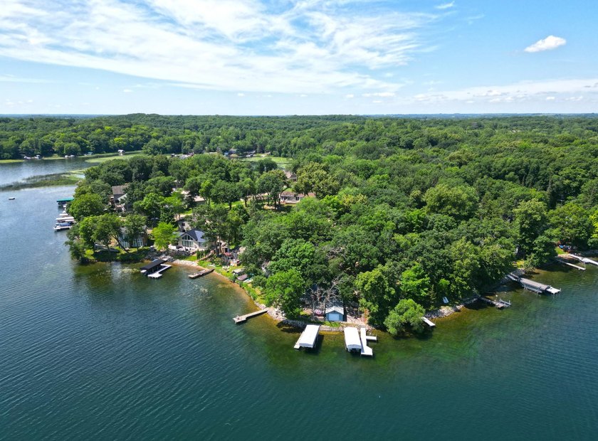 Enjoy lakeside living on the beautiful shores of Lake Sylvia - photo 33