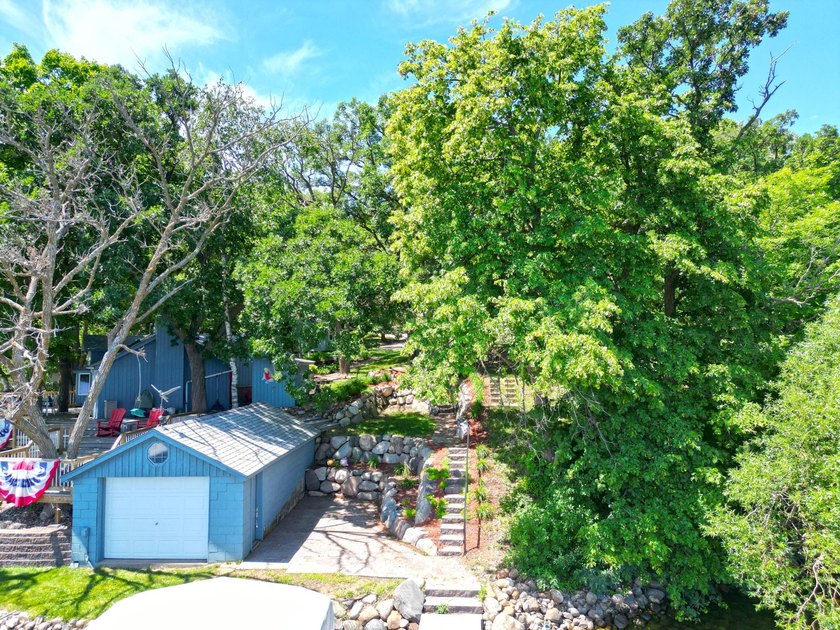 Enjoy lakeside living on the beautiful shores of Lake Sylvia - photo 35