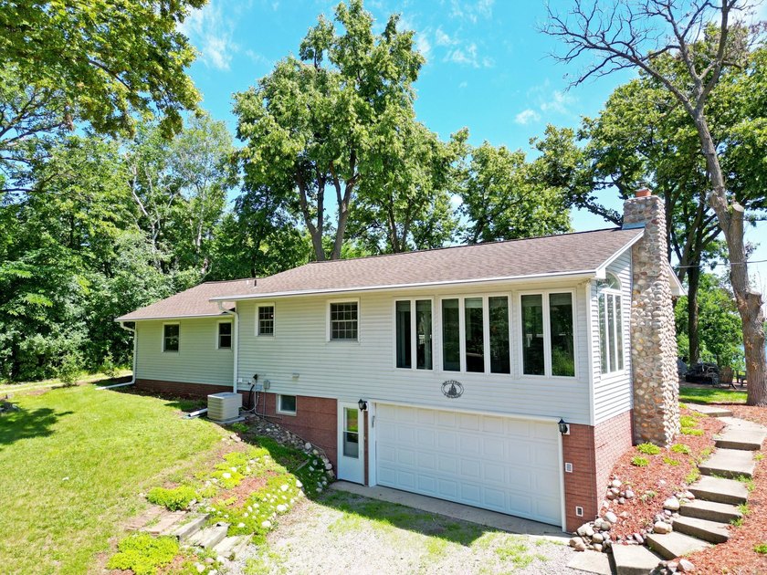 Enjoy lakeside living on the beautiful shores of Lake Sylvia - photo 36