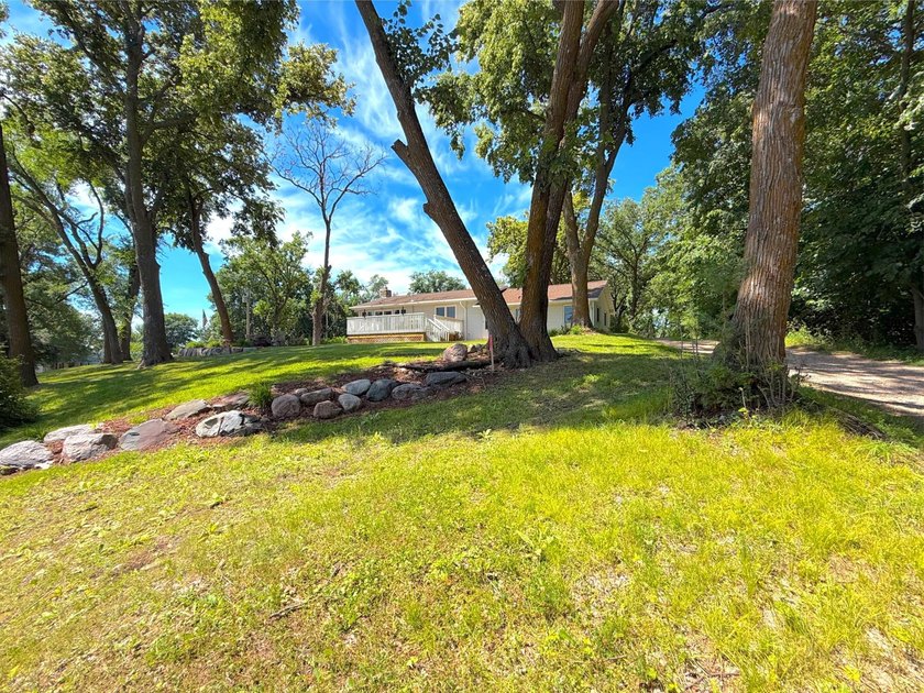 Enjoy lakeside living on the beautiful shores of Lake Sylvia - photo 46