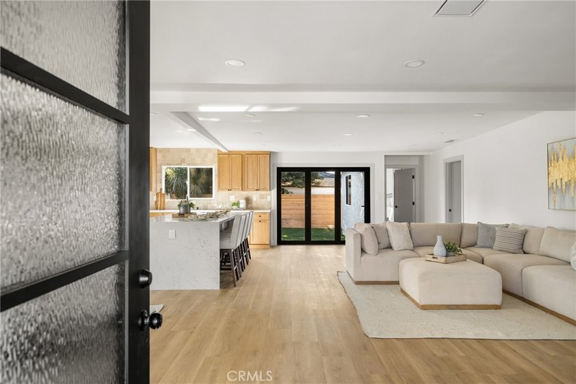 Welcome to 3635 Conquista. This home has been remodeled with - photo 12