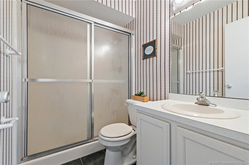 Welcome to this well maintained, fully furnished 2BR/2BA corner - photo 18