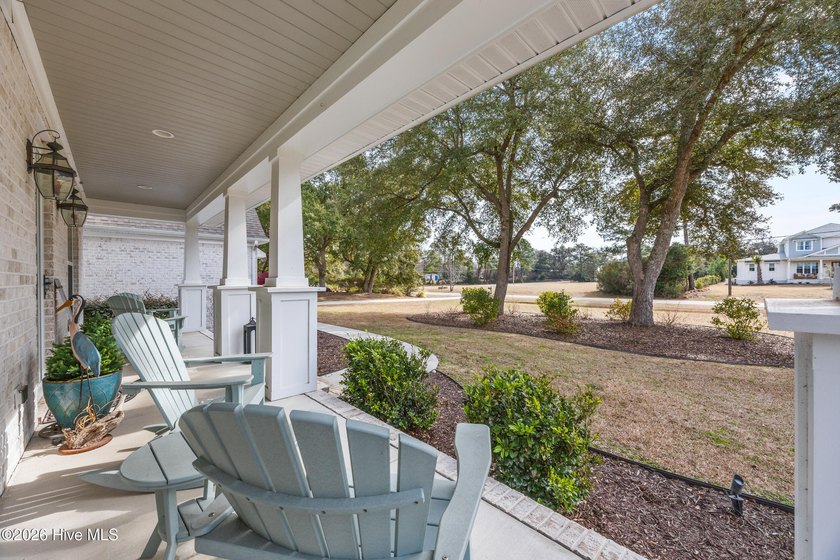 This is the custom home you have been searching for in the - photo 7