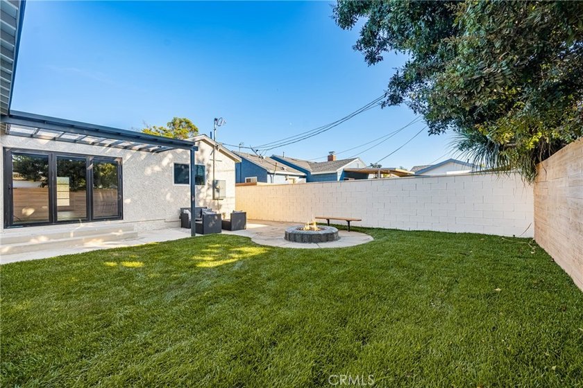 Welcome to 3635 Conquista. This home has been remodeled with - photo 30