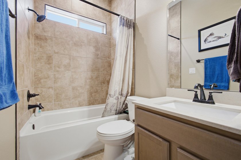Beautifully maintained home in the highly desirable Jubilee - photo 40