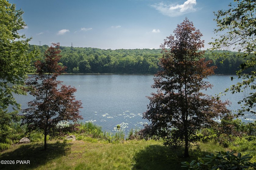 Just one look at this view and you'll be hooked ! Enjoy the - photo 3