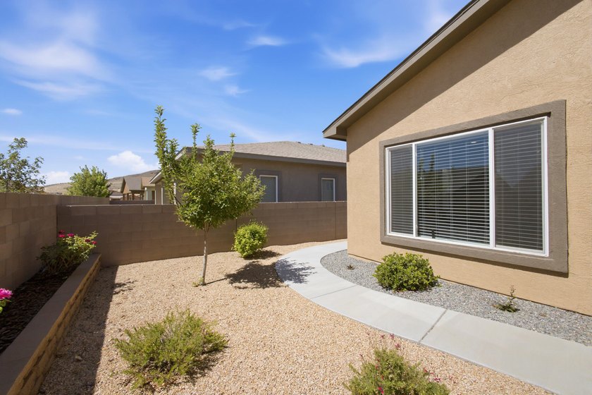 Beautifully maintained home in the highly desirable Jubilee - photo 44