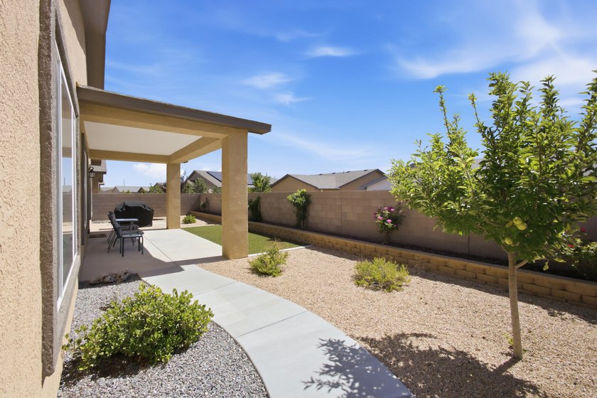 Beautifully maintained home in the highly desirable Jubilee - photo 50