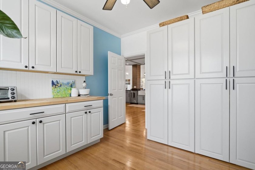 Ideal for multi-generational living, extended family, or a - photo 8