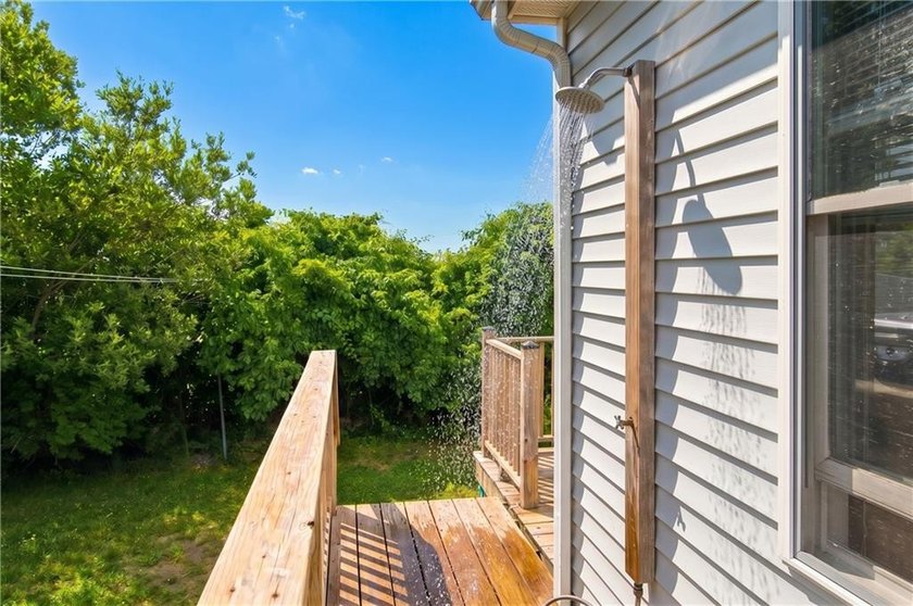 Plain and Simple...this is THE PERFECT COTTAGE in an IDEAL BEACH - photo 21