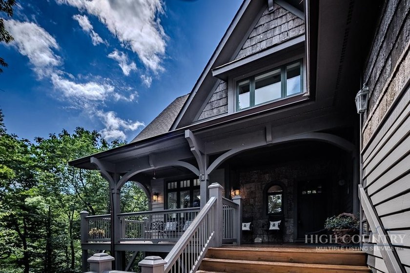 Affectionately known as *Mont Maison* this stunning contemporary - photo 6
