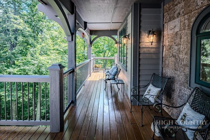 Affectionately known as *Mont Maison* this stunning contemporary - photo 7