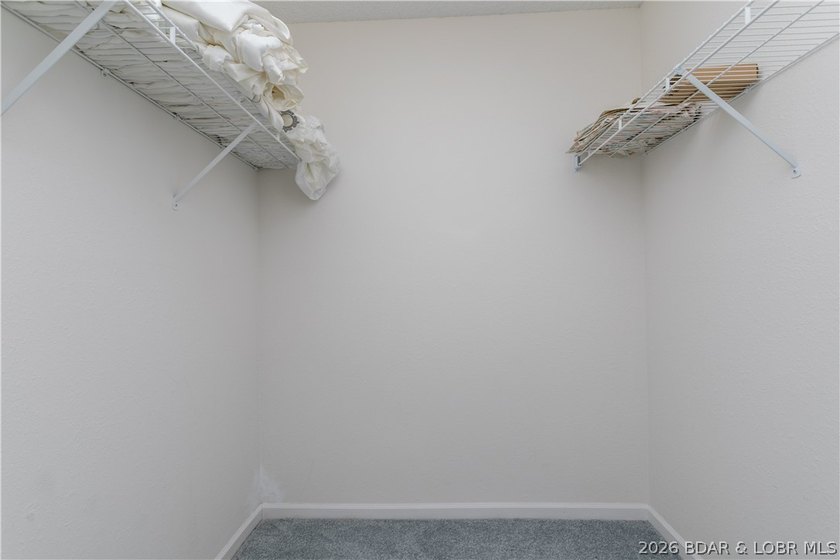 Experience lake life at its finest in this spacious 3-bedroom, 3 - photo 23