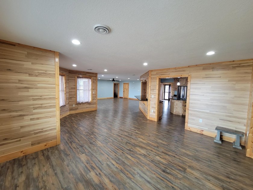 Here is your incredible custom built country home on 10 acres - photo 35