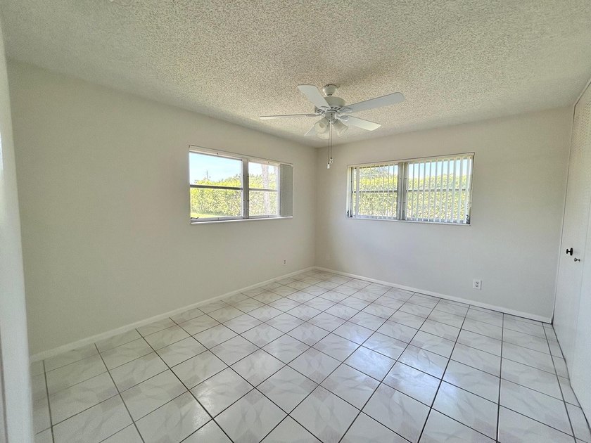 Ashley Villas is a pet friendly 55+ community. Pets allowed up - photo 12