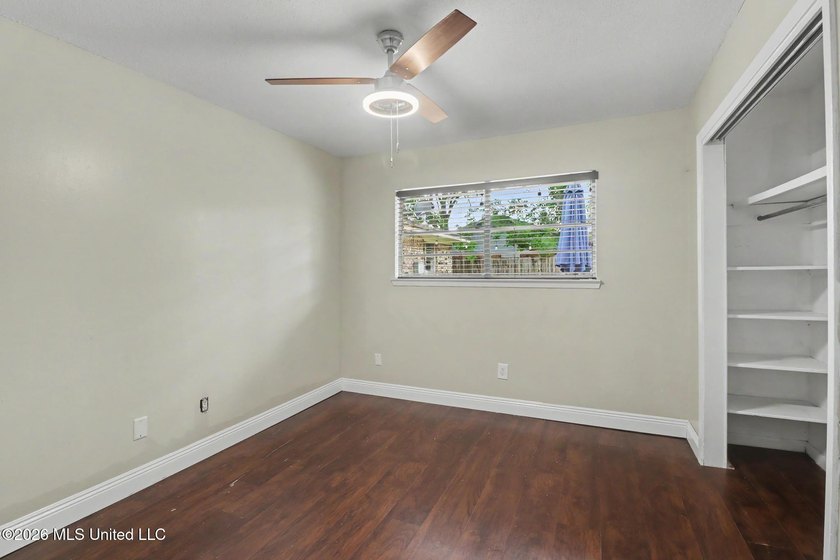 CHARMING HOME IN BILOXI! Only minutes from the beach, this home - photo 13