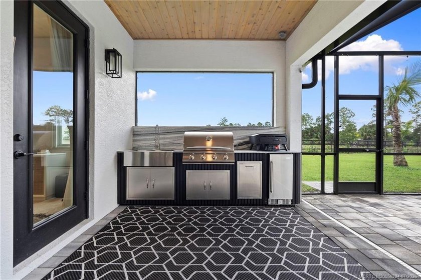Experience the rare opportunity to enjoy luxury farmhouse living - photo 44