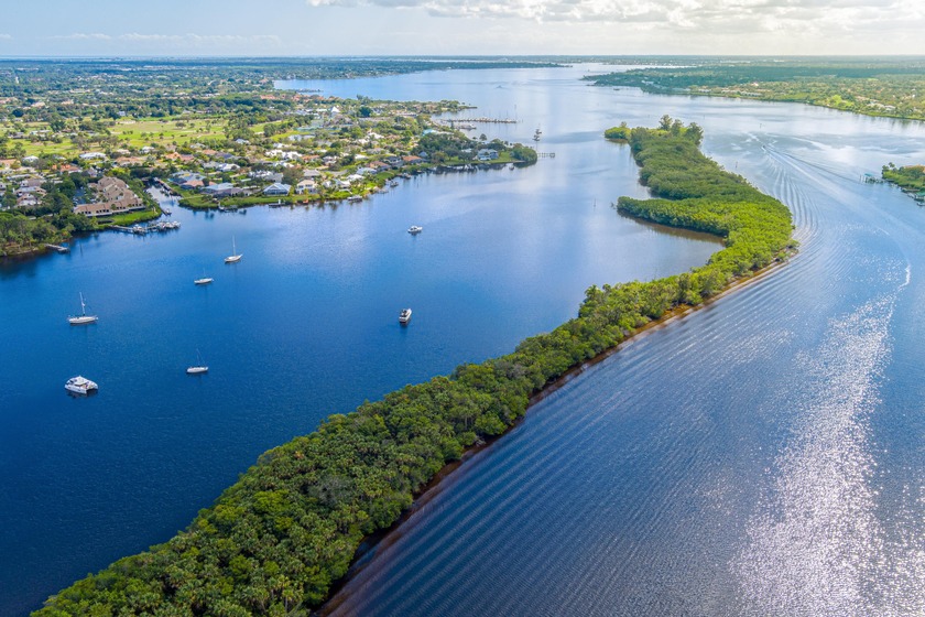 There is island living, and then there is the Island of Rivella - photo 4