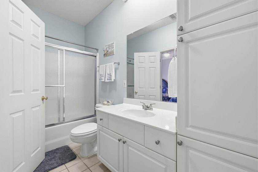 Welcome to coastal living at its finest in the Savanna Shores - photo 22